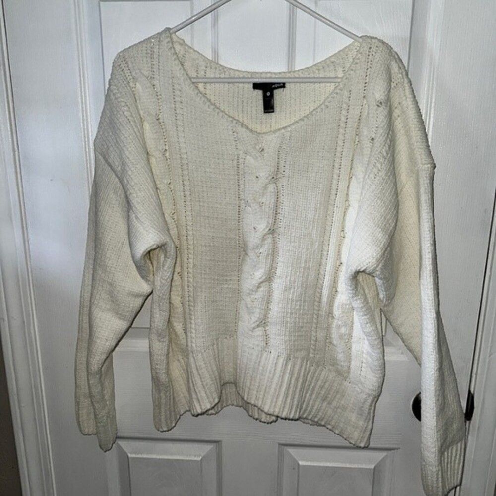 Bloomingdale's AQUA Cable Knit Soft Sweater NWT Off white color Oversized Small